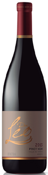 Botella de vino blanco mexicano Don Leo Pinot Noir